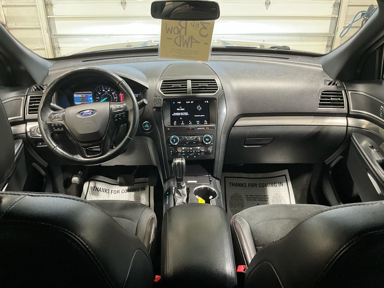 Ford Explorer XLT 4WD 2018