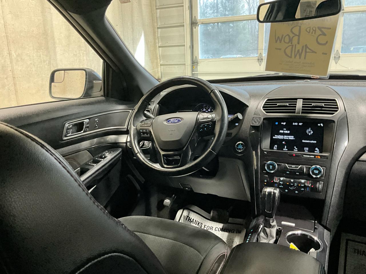 Ford Explorer XLT 4WD 2018