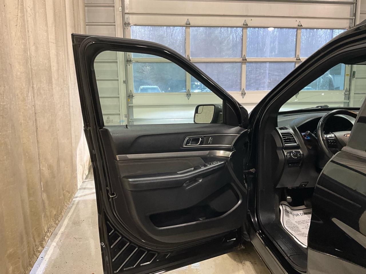 Ford Explorer XLT 4WD 2018