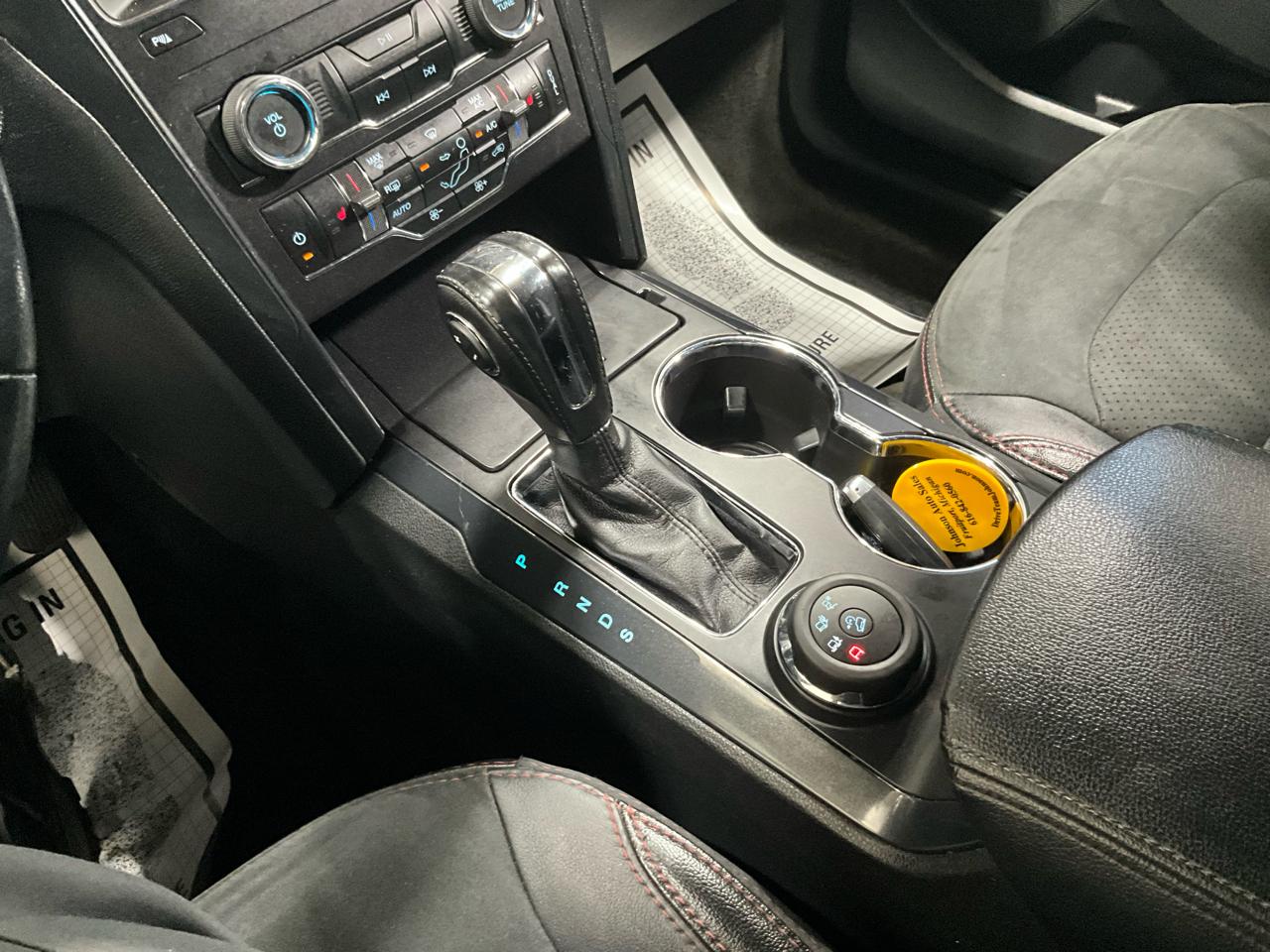 Ford Explorer XLT 4WD 2018