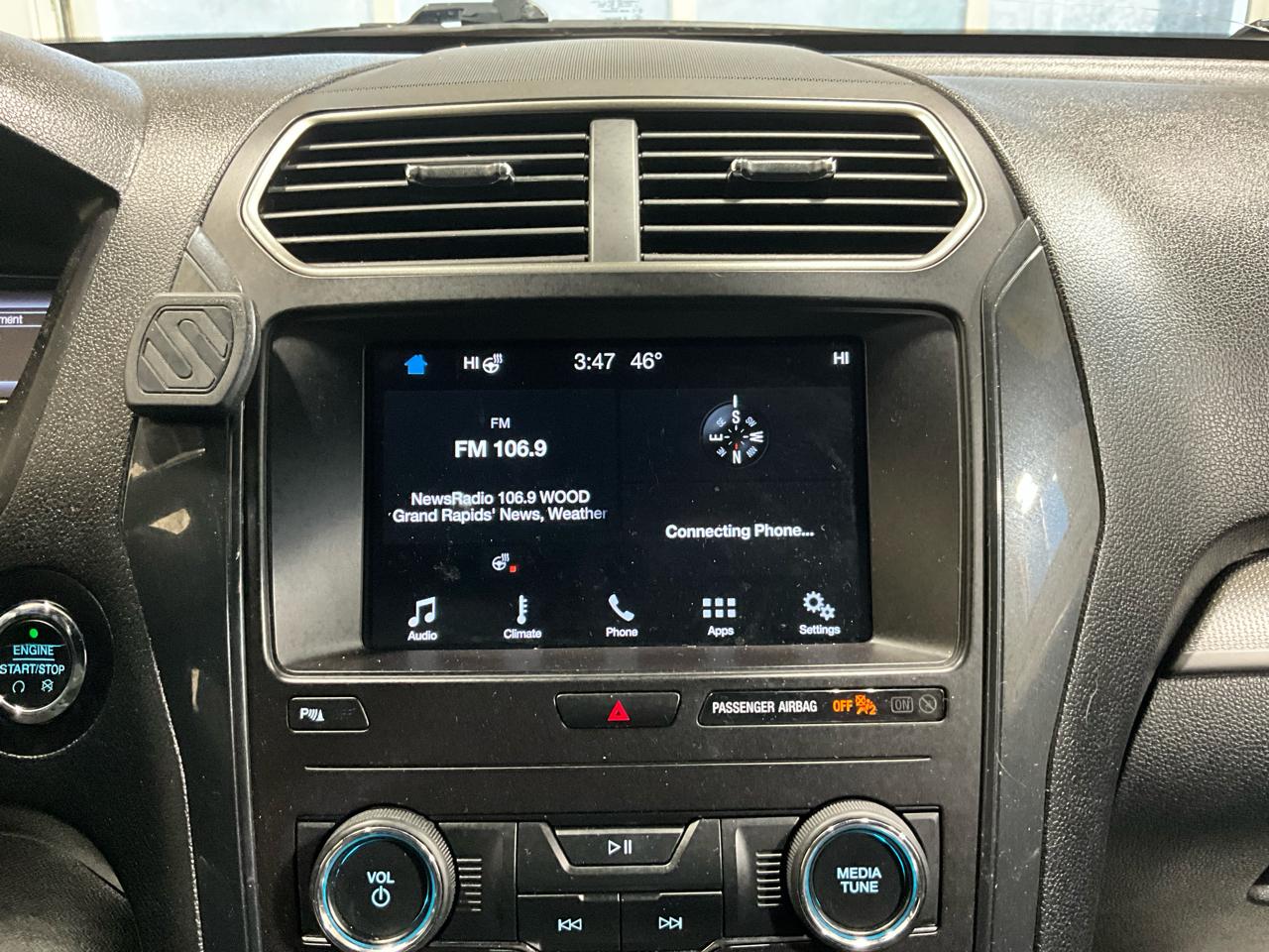 Ford Explorer XLT 4WD 2018