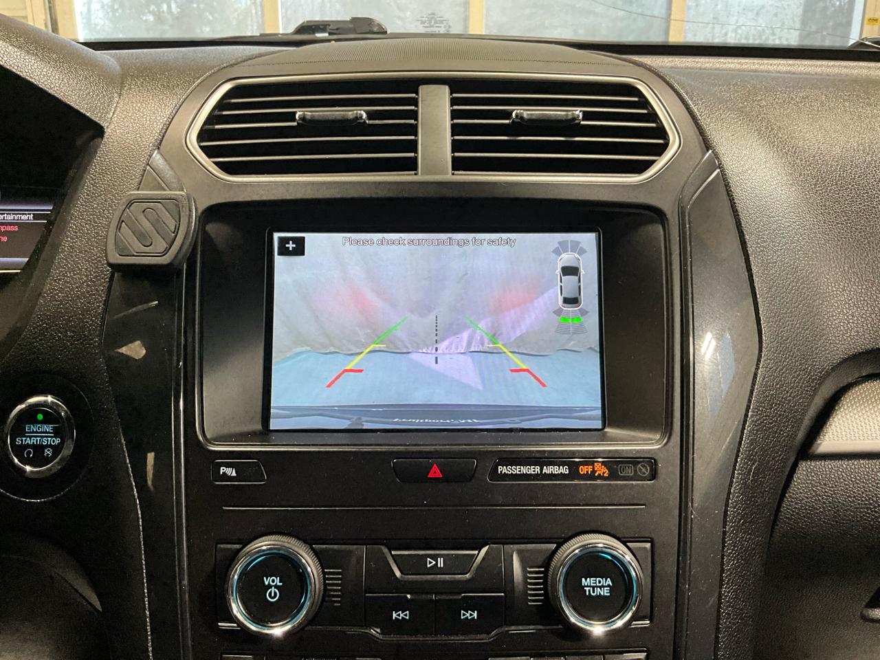 Ford Explorer XLT 4WD 2018