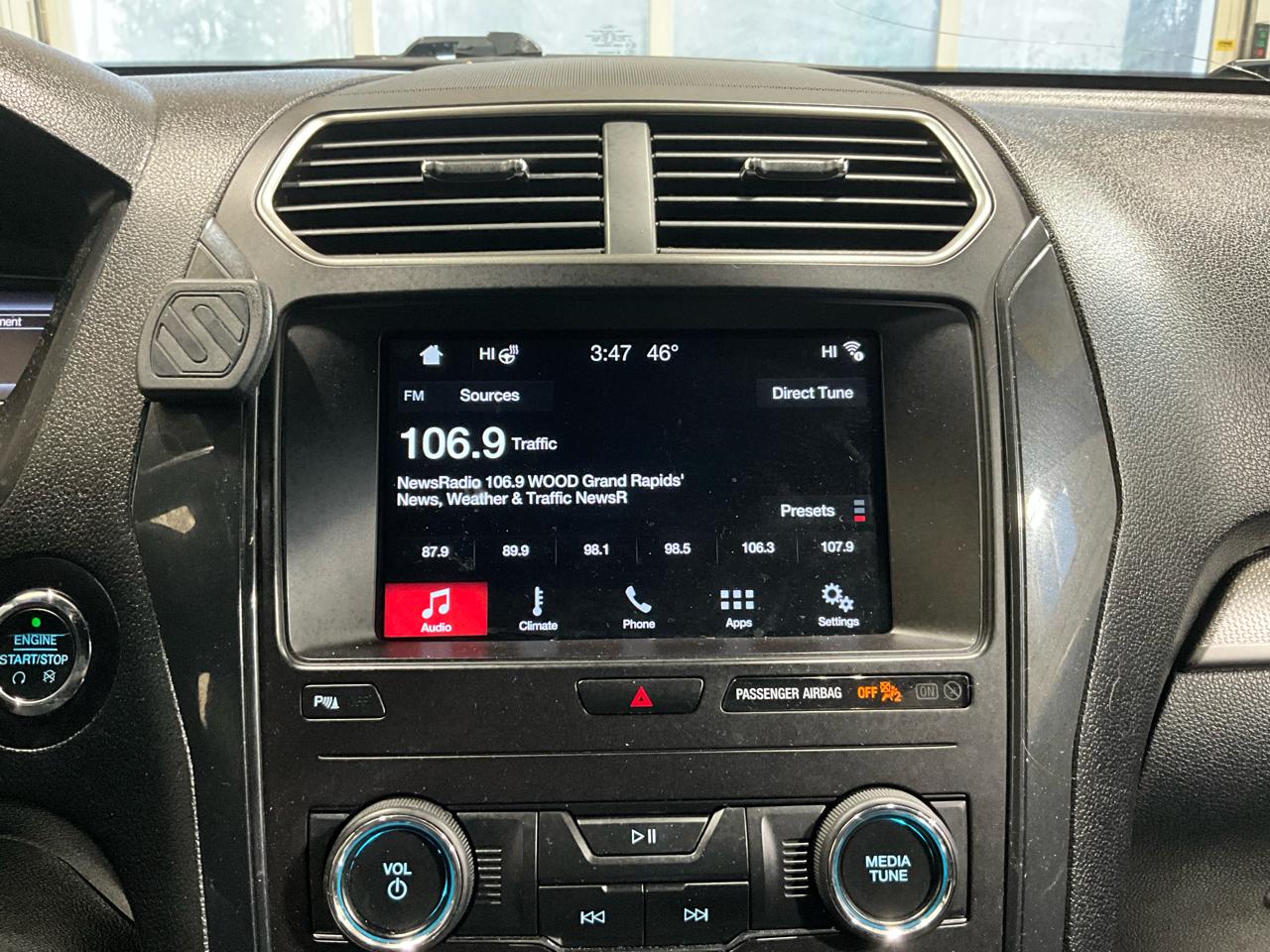 Ford Explorer XLT 4WD 2018