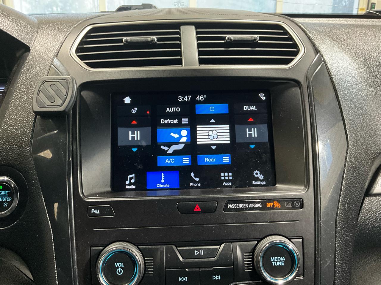 Ford Explorer XLT 4WD 2018