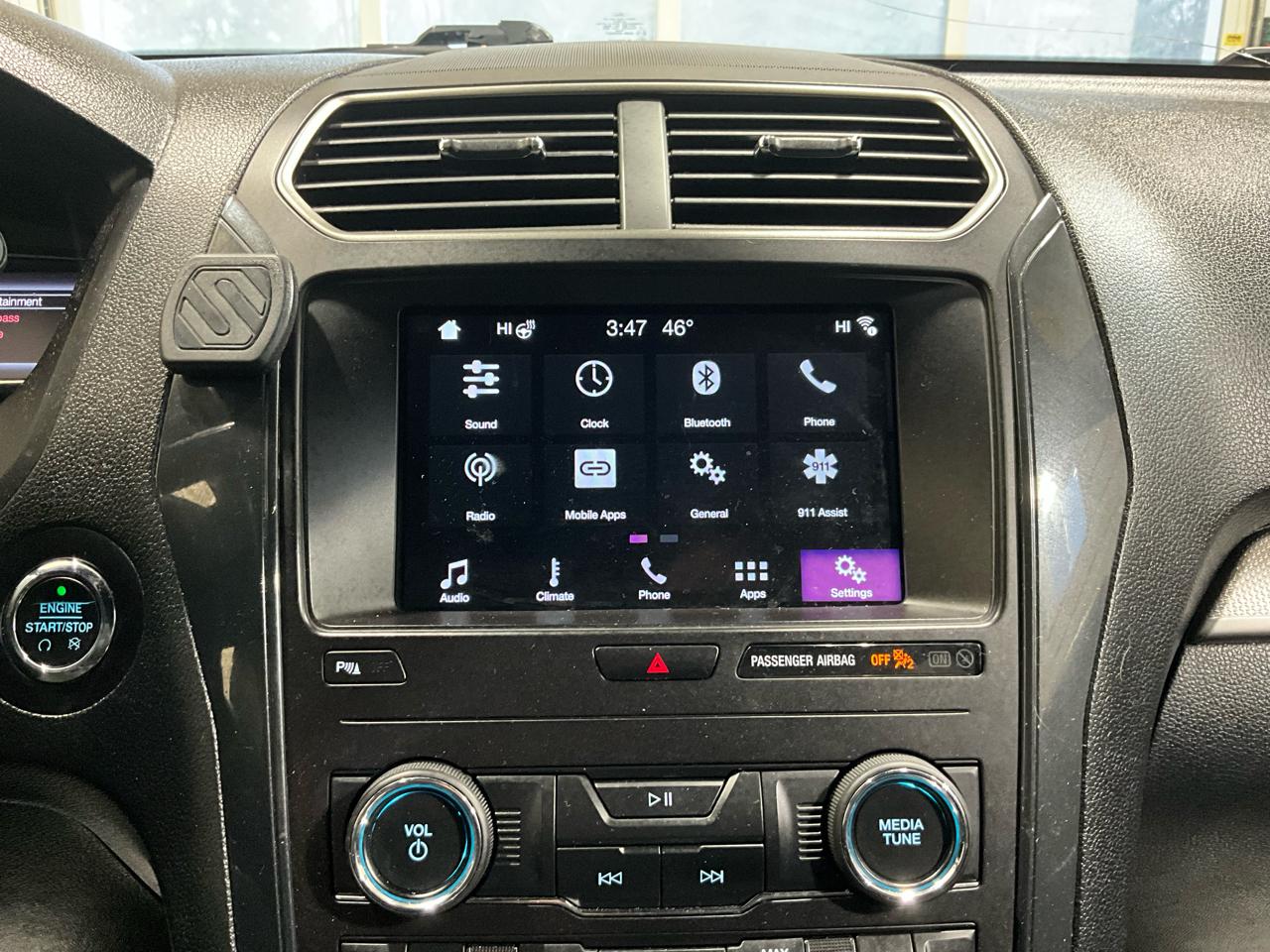 Ford Explorer XLT 4WD 2018