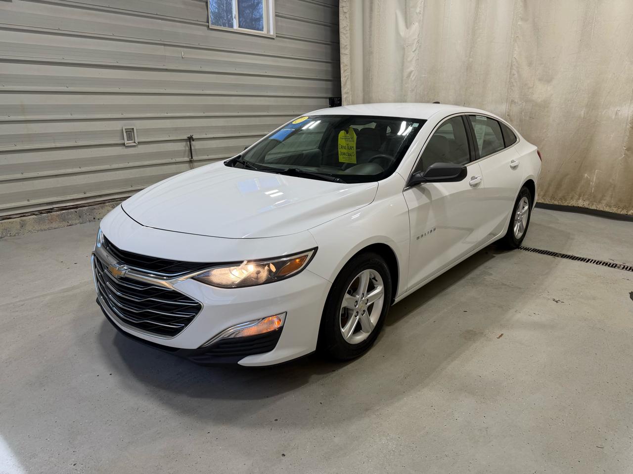 Chevrolet Malibu 4dr Sdn LS w/1FL 2021