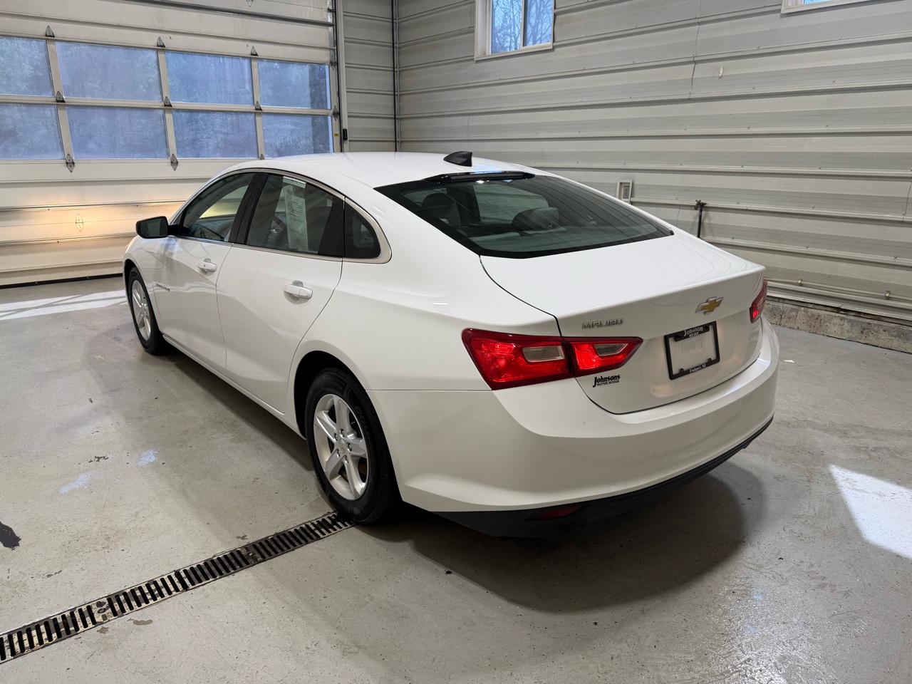 Chevrolet Malibu 4dr Sdn LS w/1FL 2021