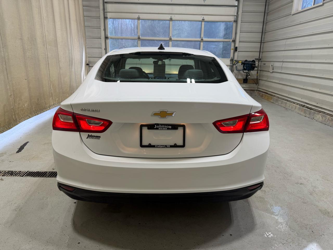 Chevrolet Malibu 4dr Sdn LS w/1FL 2021