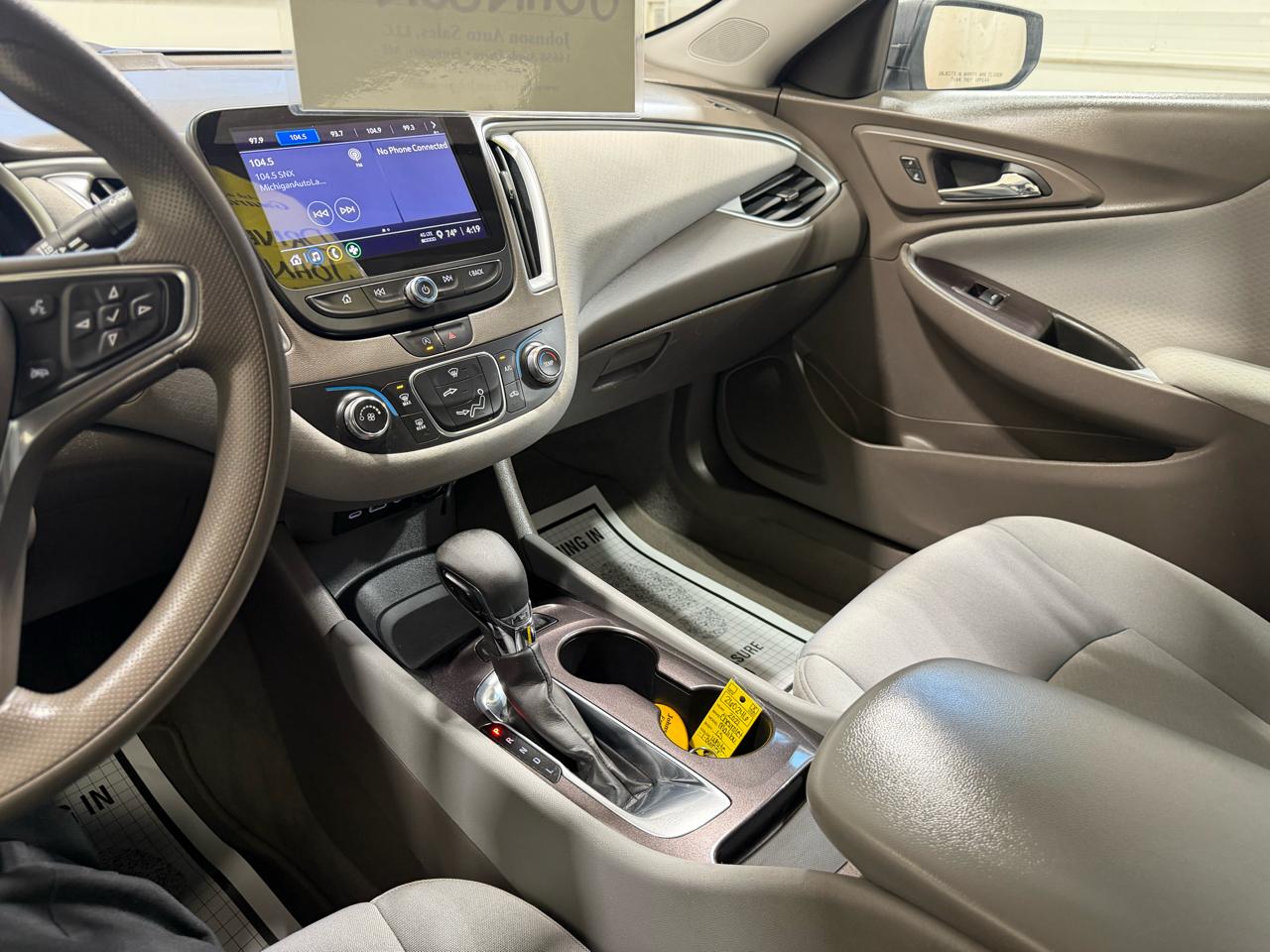 Chevrolet Malibu 4dr Sdn LS w/1FL 2021