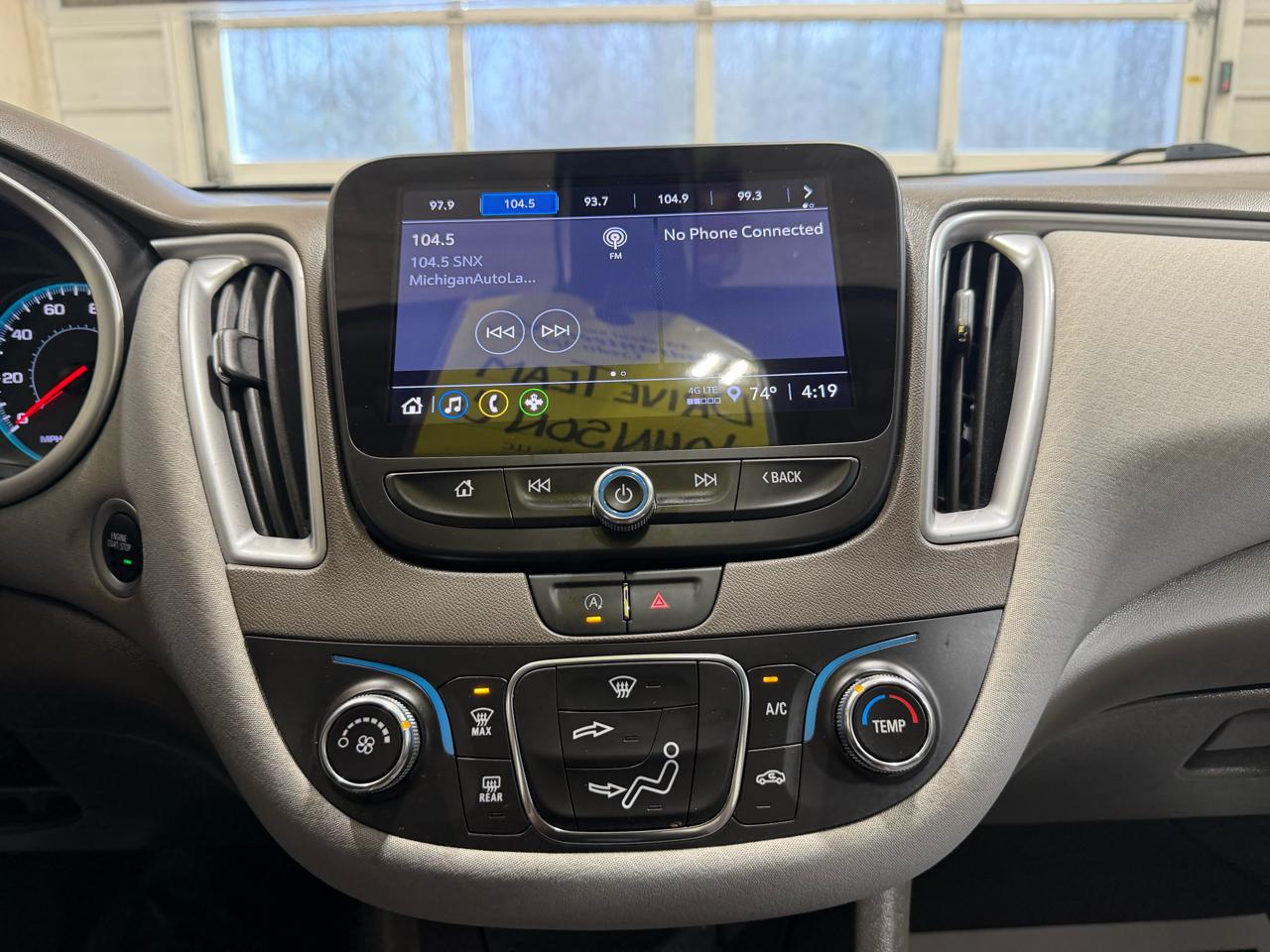 Chevrolet Malibu 4dr Sdn LS w/1FL 2021