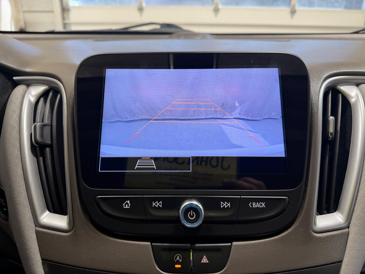 Chevrolet Malibu 4dr Sdn LS w/1FL 2021