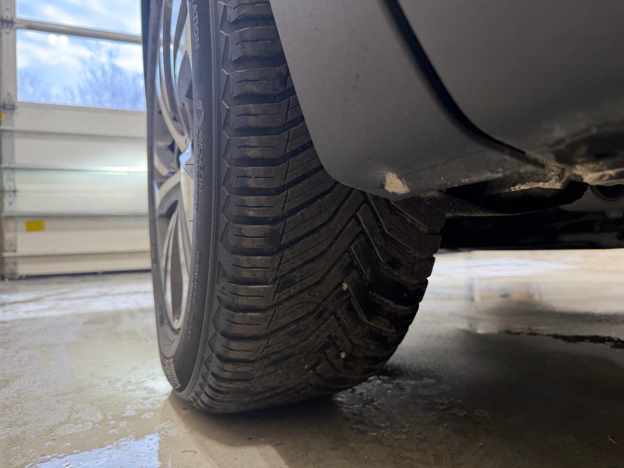 Buick Envision AWD 4dr Essence 2023