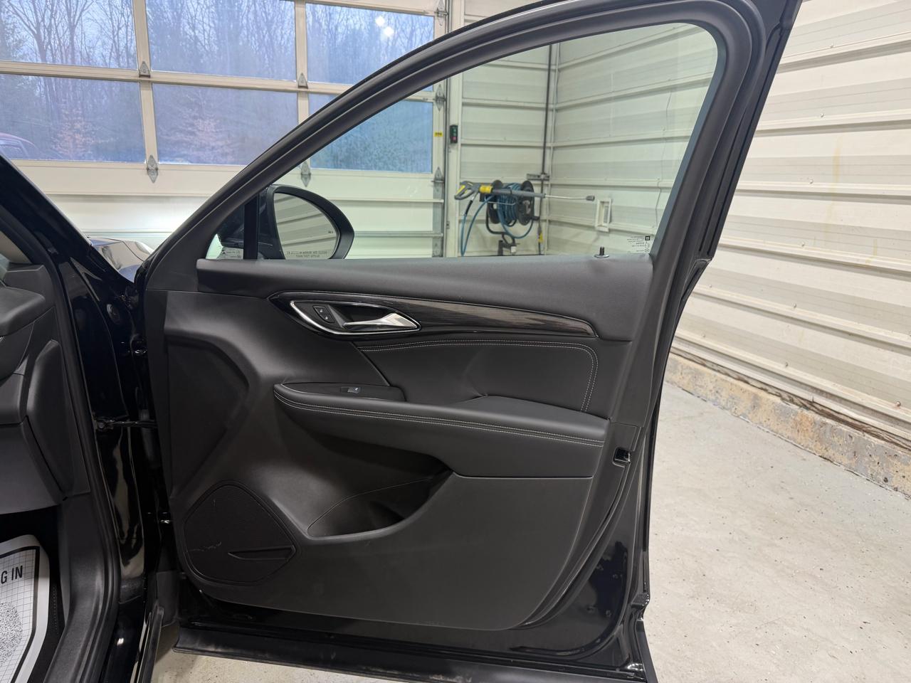 Buick Envision AWD 4dr Essence 2023