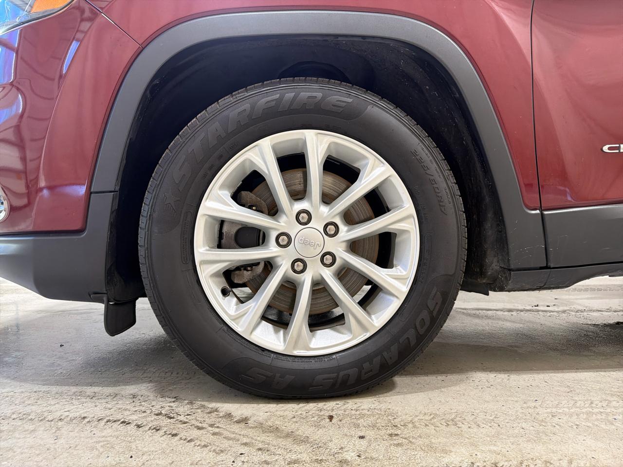 Jeep Cherokee Latitude FWD 2020