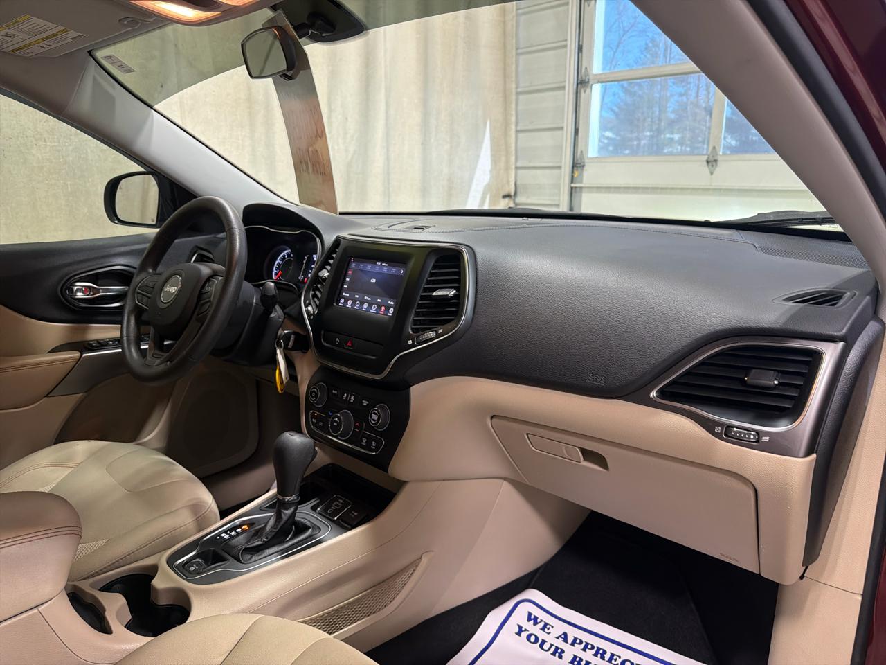 Jeep Cherokee Latitude FWD 2020
