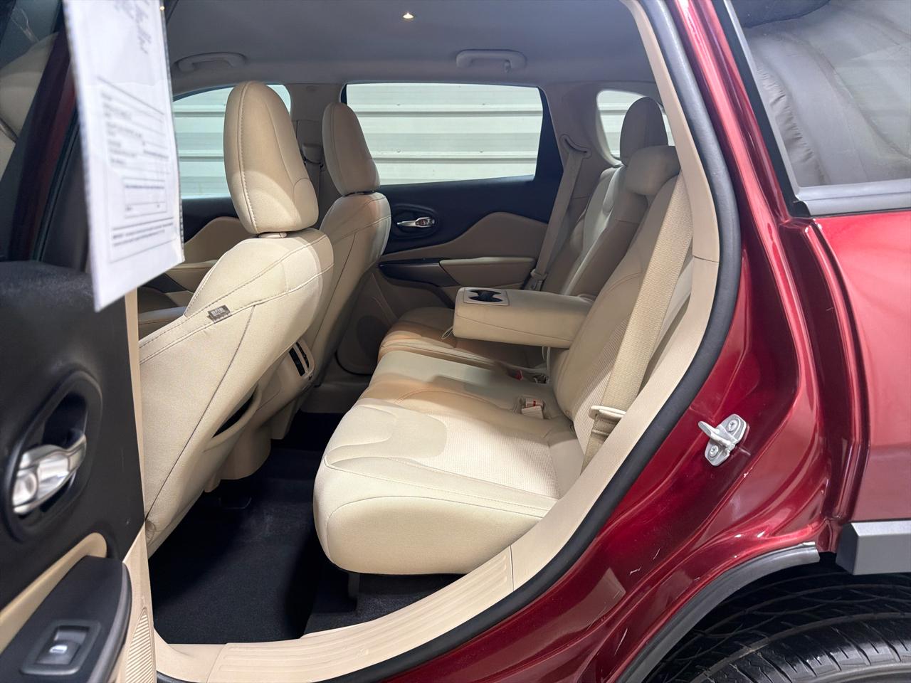 Jeep Cherokee Latitude FWD 2020