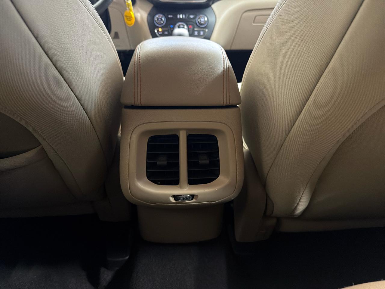 Jeep Cherokee Latitude FWD 2020