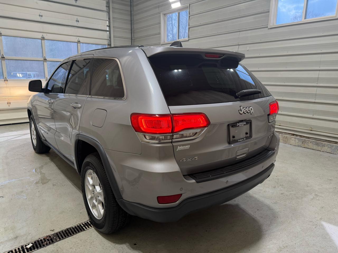 Jeep Grand Cherokee Laredo 4x4 2017