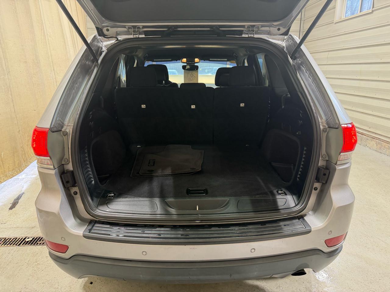 Jeep Grand Cherokee Laredo 4x4 2017