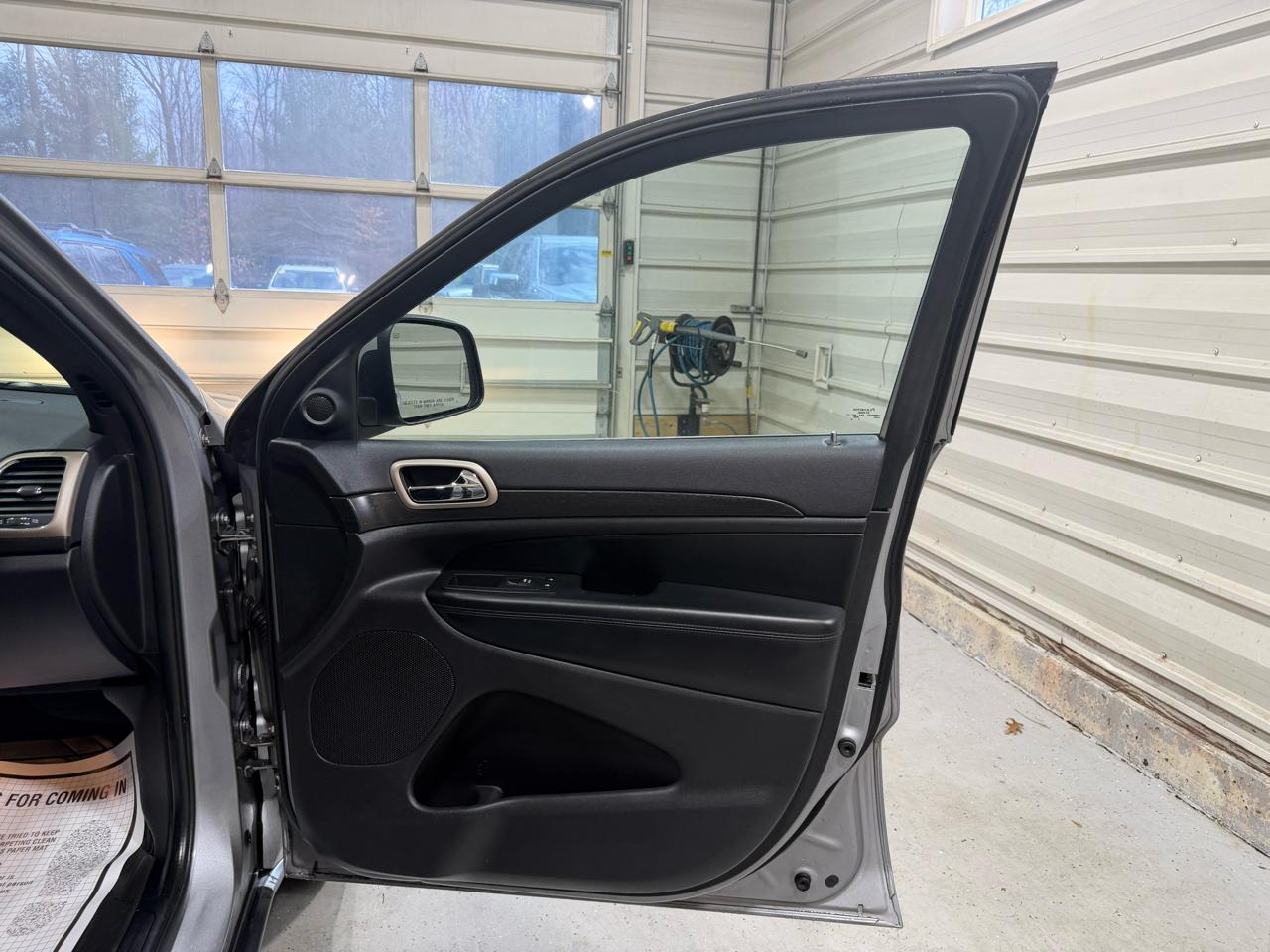 Jeep Grand Cherokee Laredo 4x4 2017