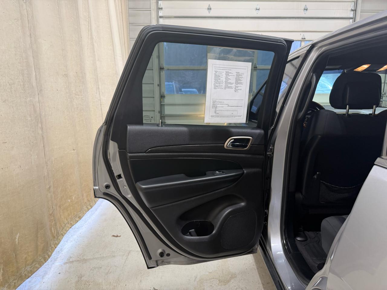 Jeep Grand Cherokee Laredo 4x4 2017