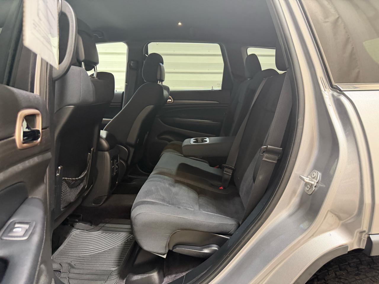 Jeep Grand Cherokee Laredo 4x4 2017