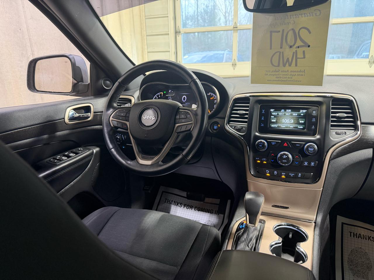 Jeep Grand Cherokee Laredo 4x4 2017