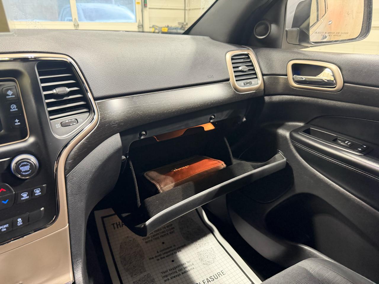 Jeep Grand Cherokee Laredo 4x4 2017