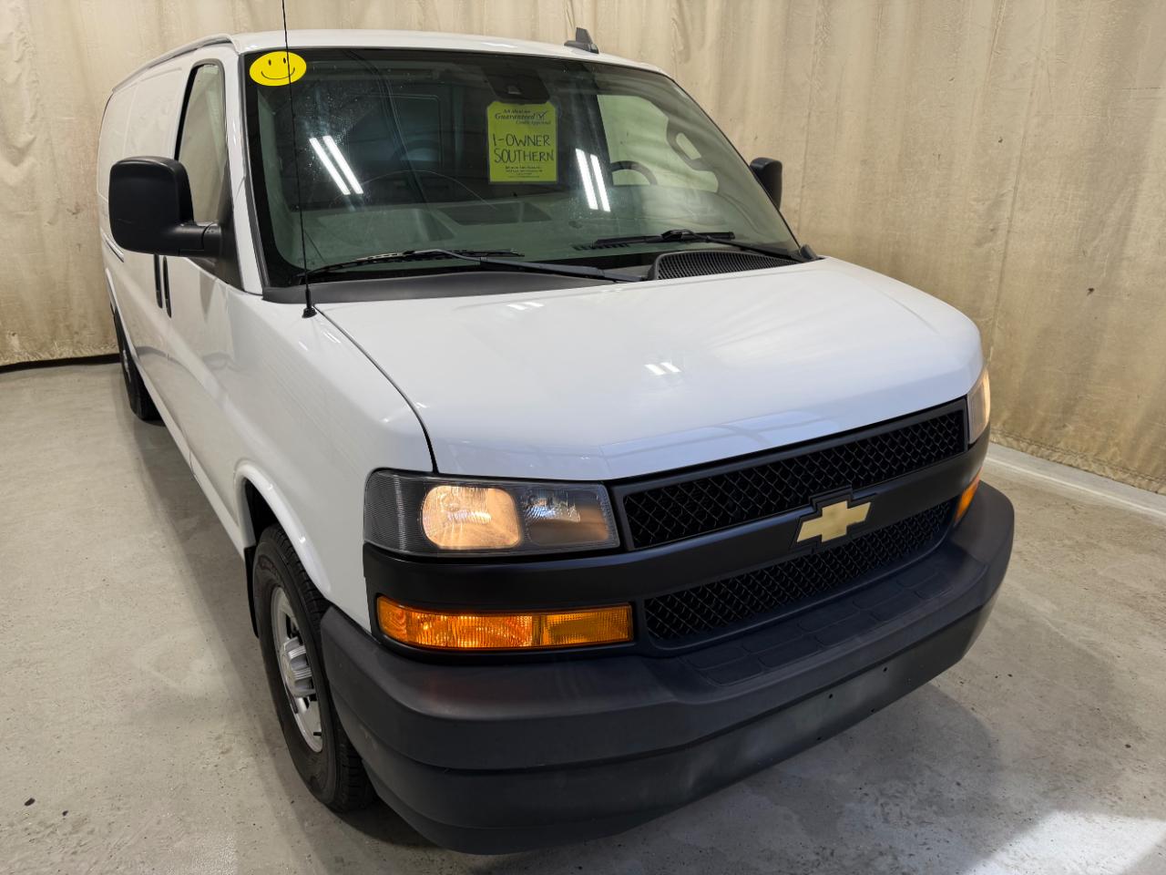 Chevrolet Express Cargo Van RWD 3500 155" 2020