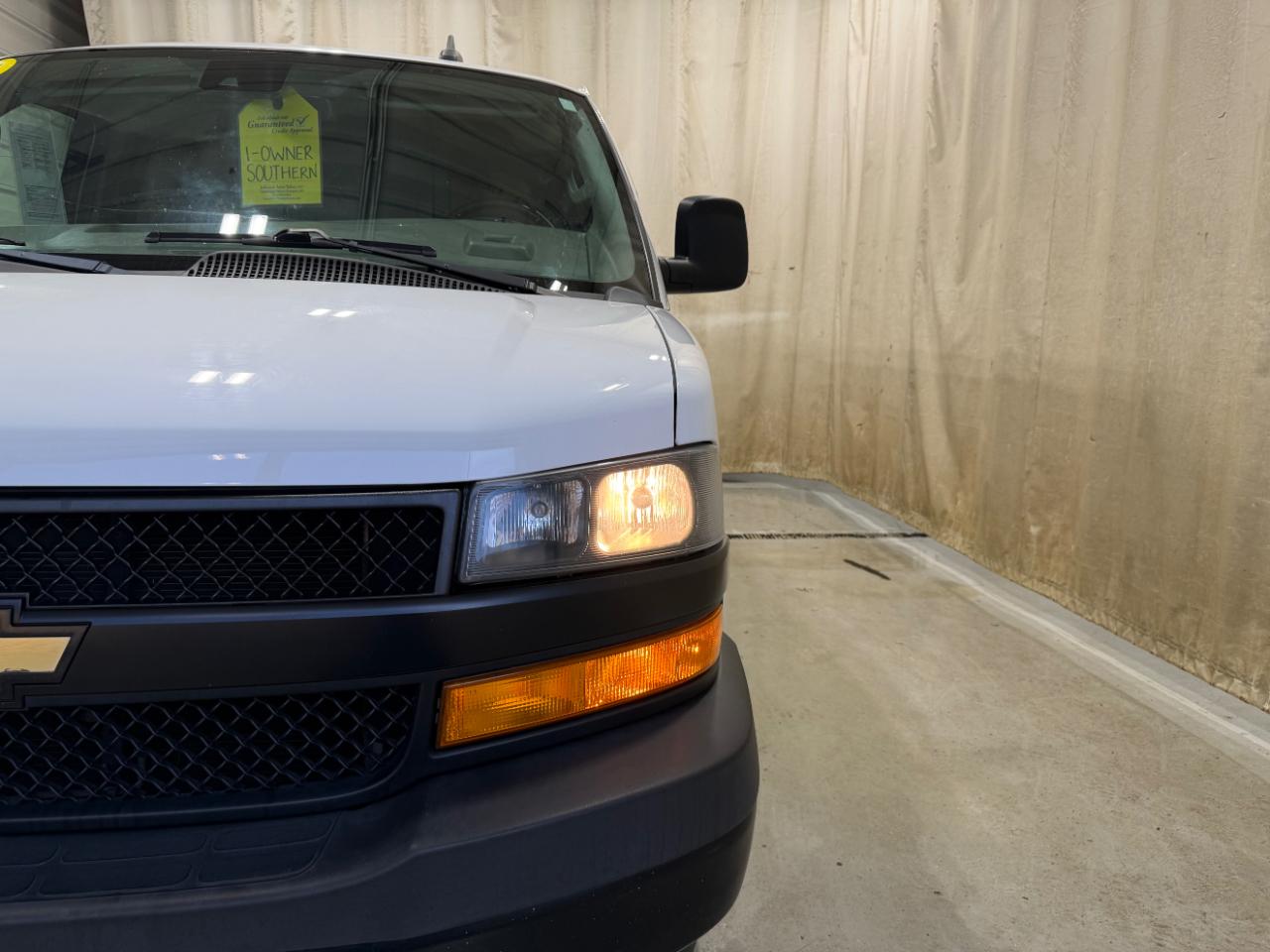 Chevrolet Express Cargo Van RWD 3500 155" 2020