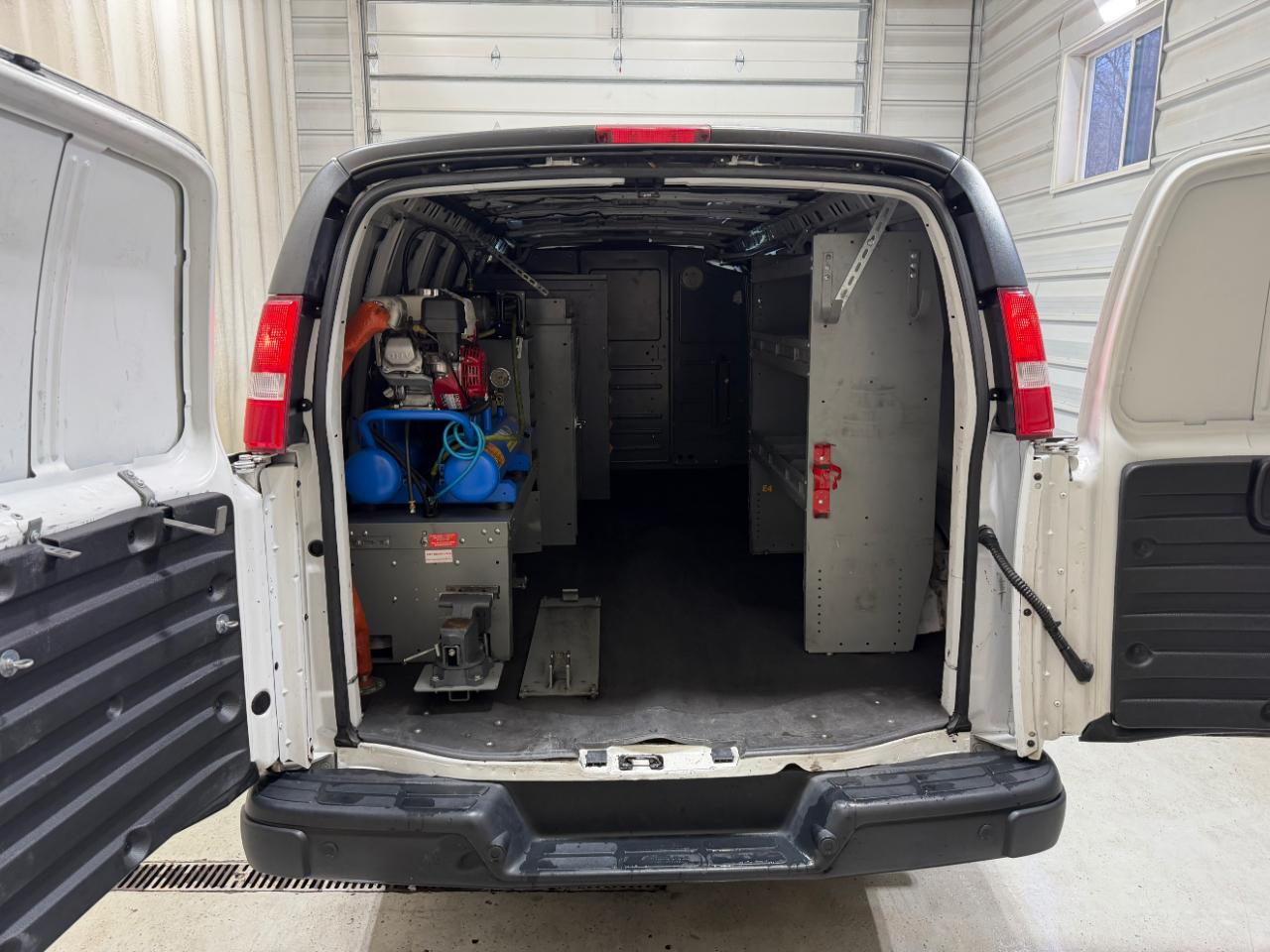Chevrolet Express Cargo Van RWD 3500 155" 2020