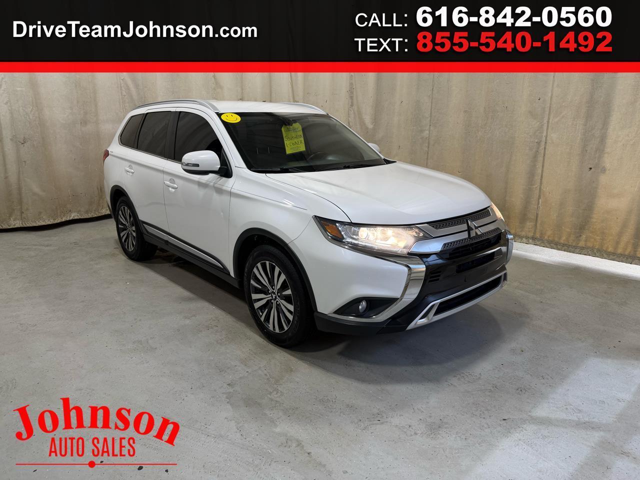 Mitsubishi Outlander SEL 4D SUV FWD 2019