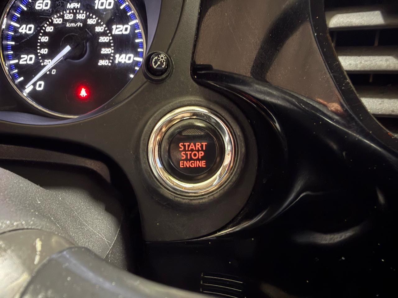 Mitsubishi Outlander SEL 4D SUV FWD 2019