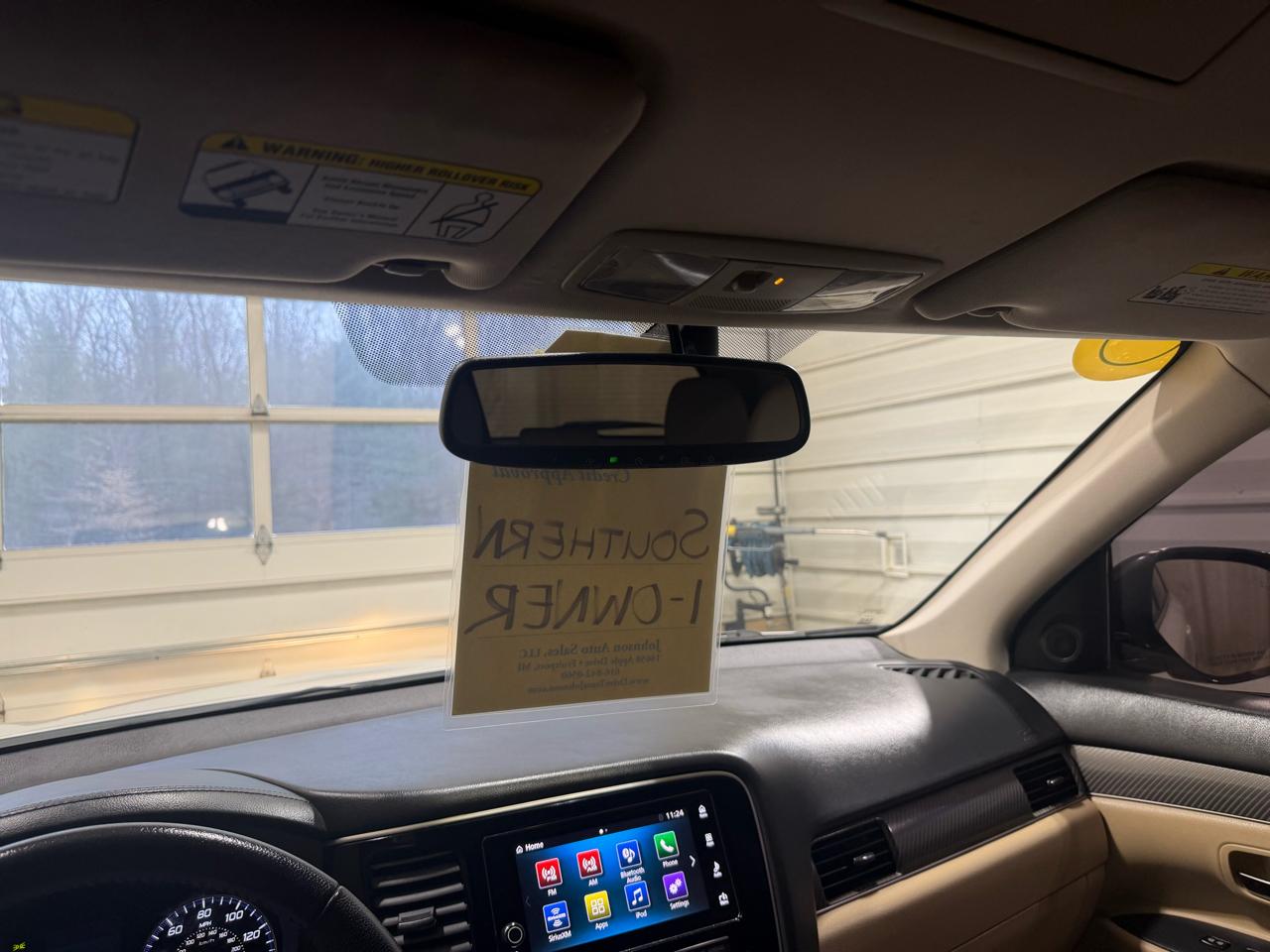 Mitsubishi Outlander SEL 4D SUV FWD 2019