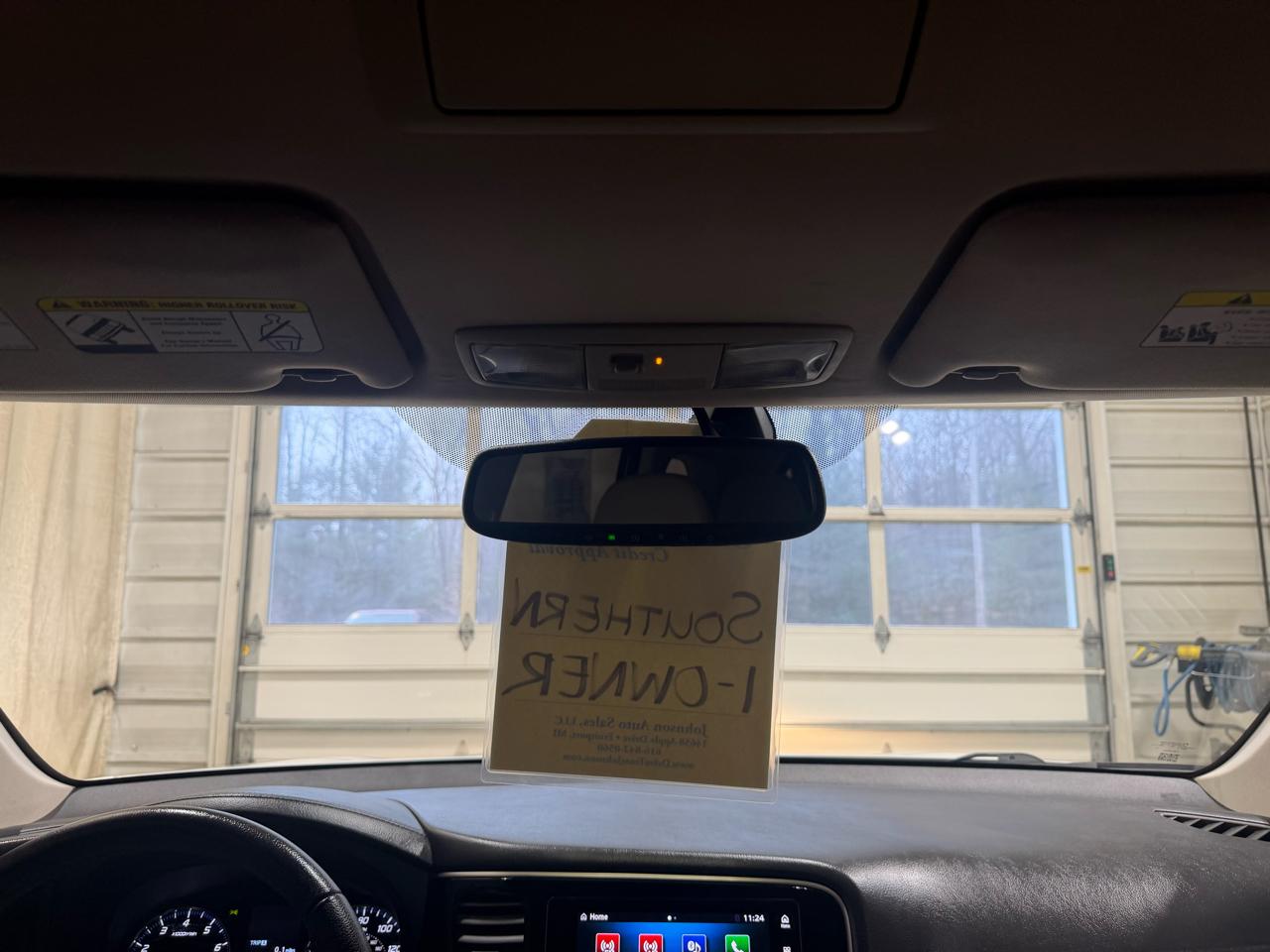 Mitsubishi Outlander SEL 4D SUV FWD 2019