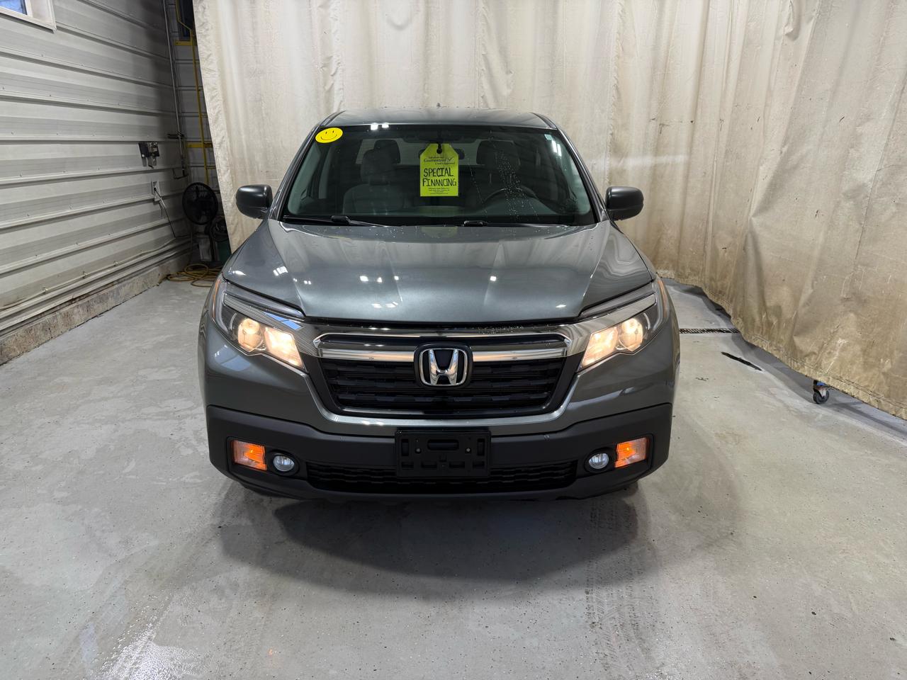 Honda Ridgeline RTL 4x4 Crew Cab 5.3' Bed 2017
