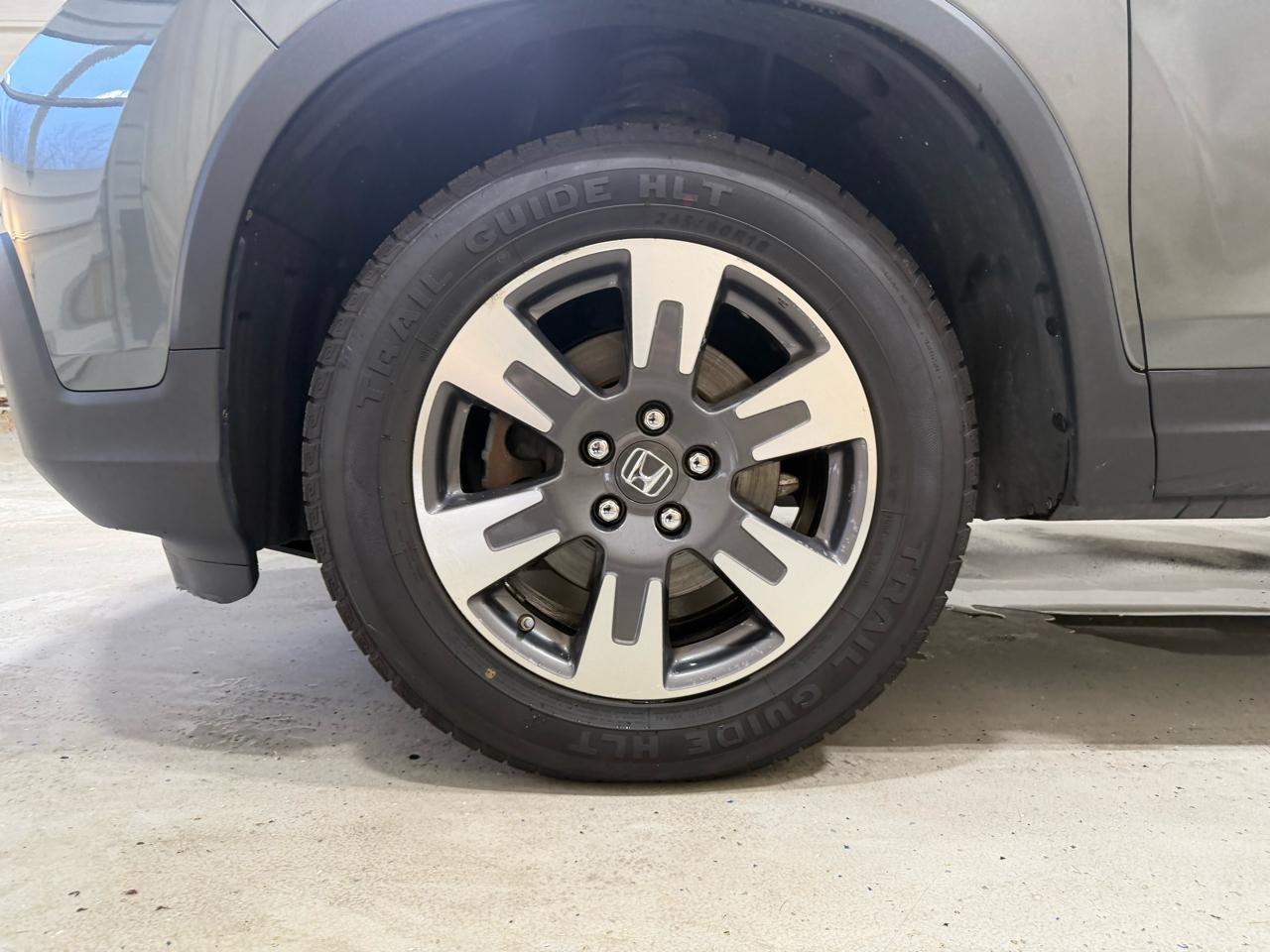 Honda Ridgeline RTL 4x4 Crew Cab 5.3' Bed 2017