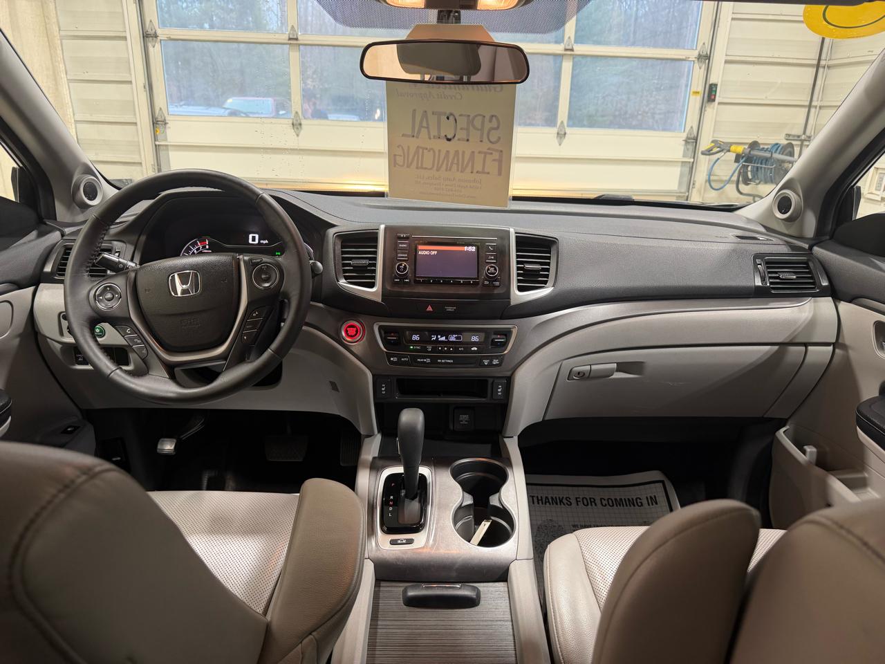 Honda Ridgeline RTL 4x4 Crew Cab 5.3' Bed 2017