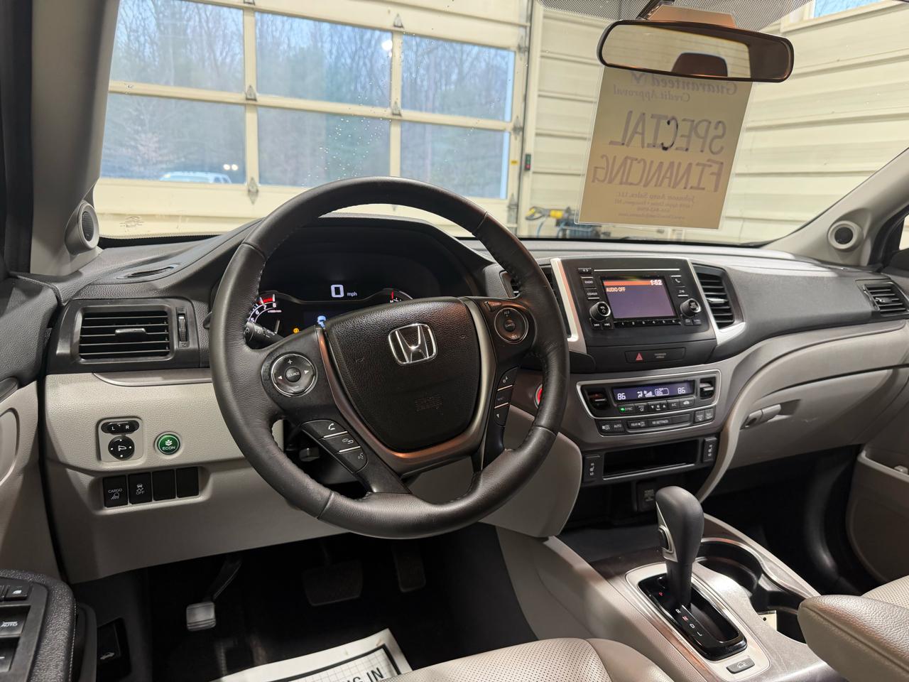 Honda Ridgeline RTL 4x4 Crew Cab 5.3' Bed 2017