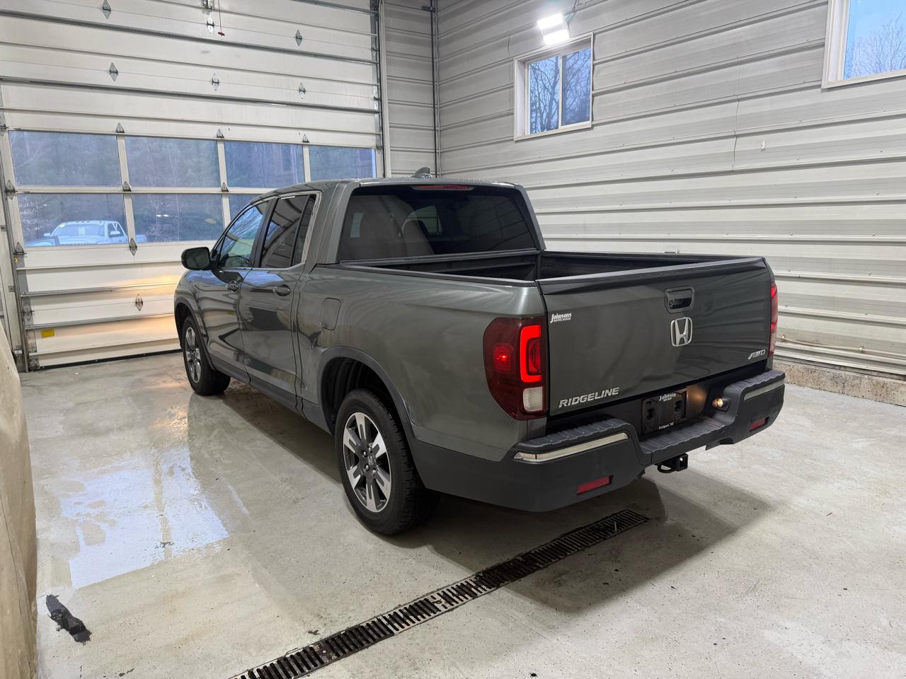 Honda Ridgeline RTL 4x4 Crew Cab 5.3' Bed 2017