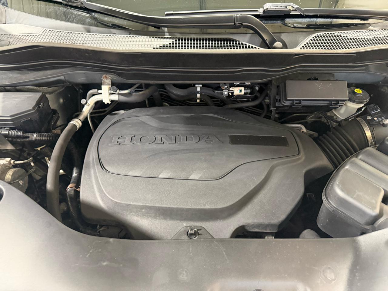 Honda Ridgeline RTL 4x4 Crew Cab 5.3' Bed 2017