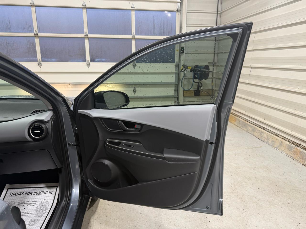 Hyundai Kona SEL Auto FWD 2020