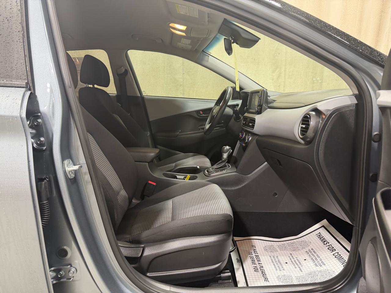 Hyundai Kona SEL Auto FWD 2020