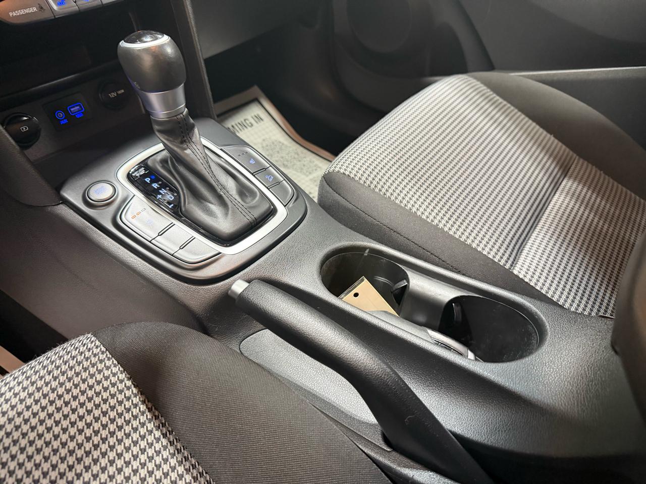 Hyundai Kona SEL Auto FWD 2020