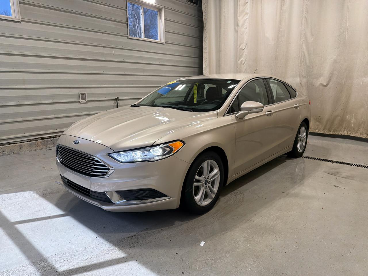 Ford Fusion SE FWD 2018