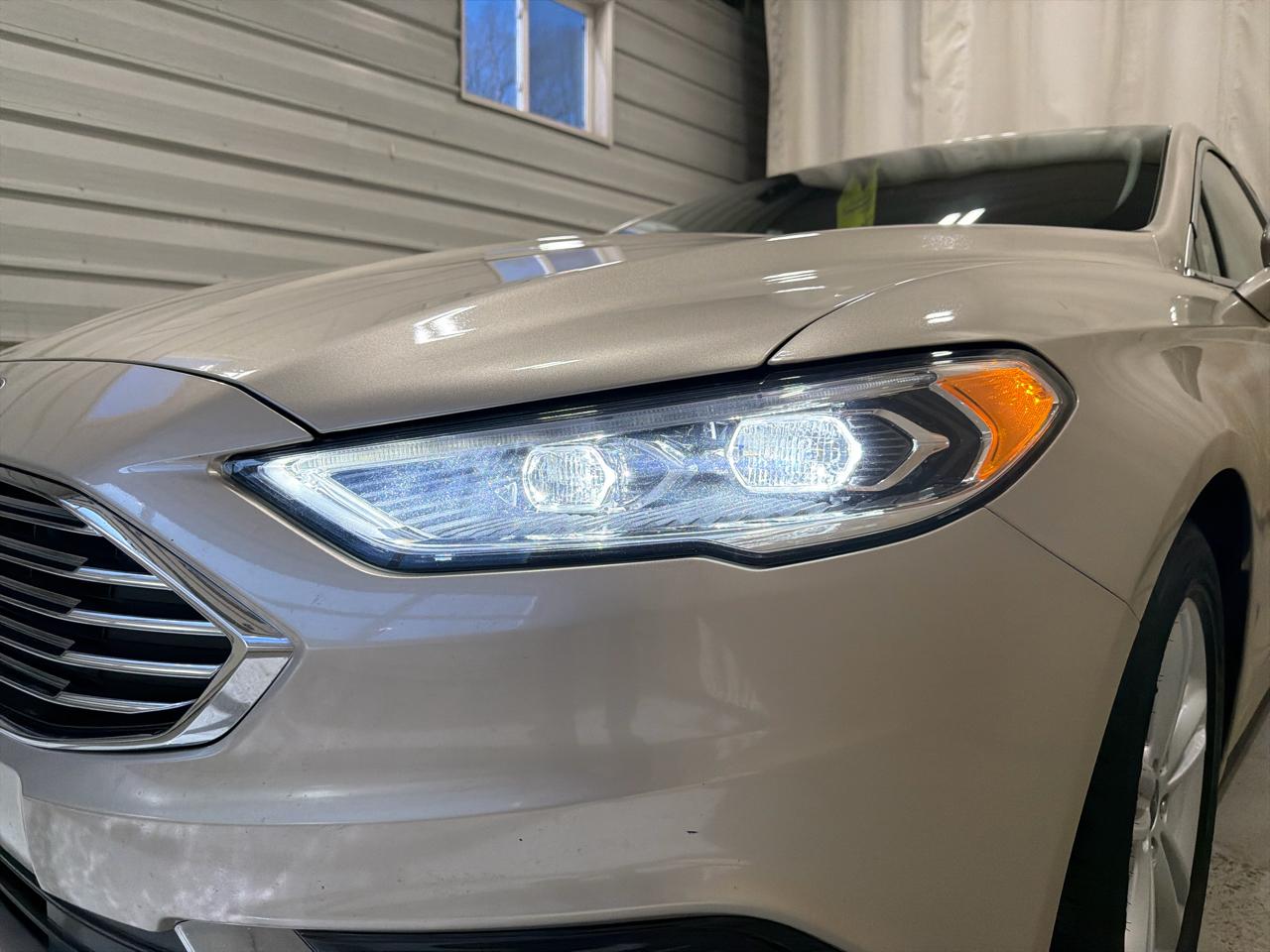 Ford Fusion SE FWD 2018