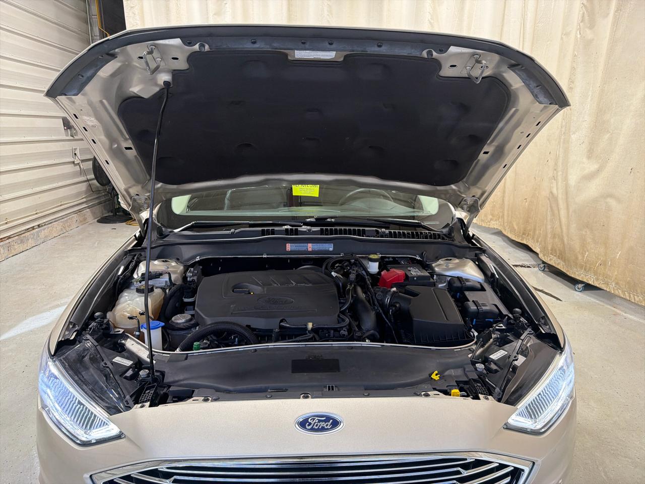 Ford Fusion SE FWD 2018