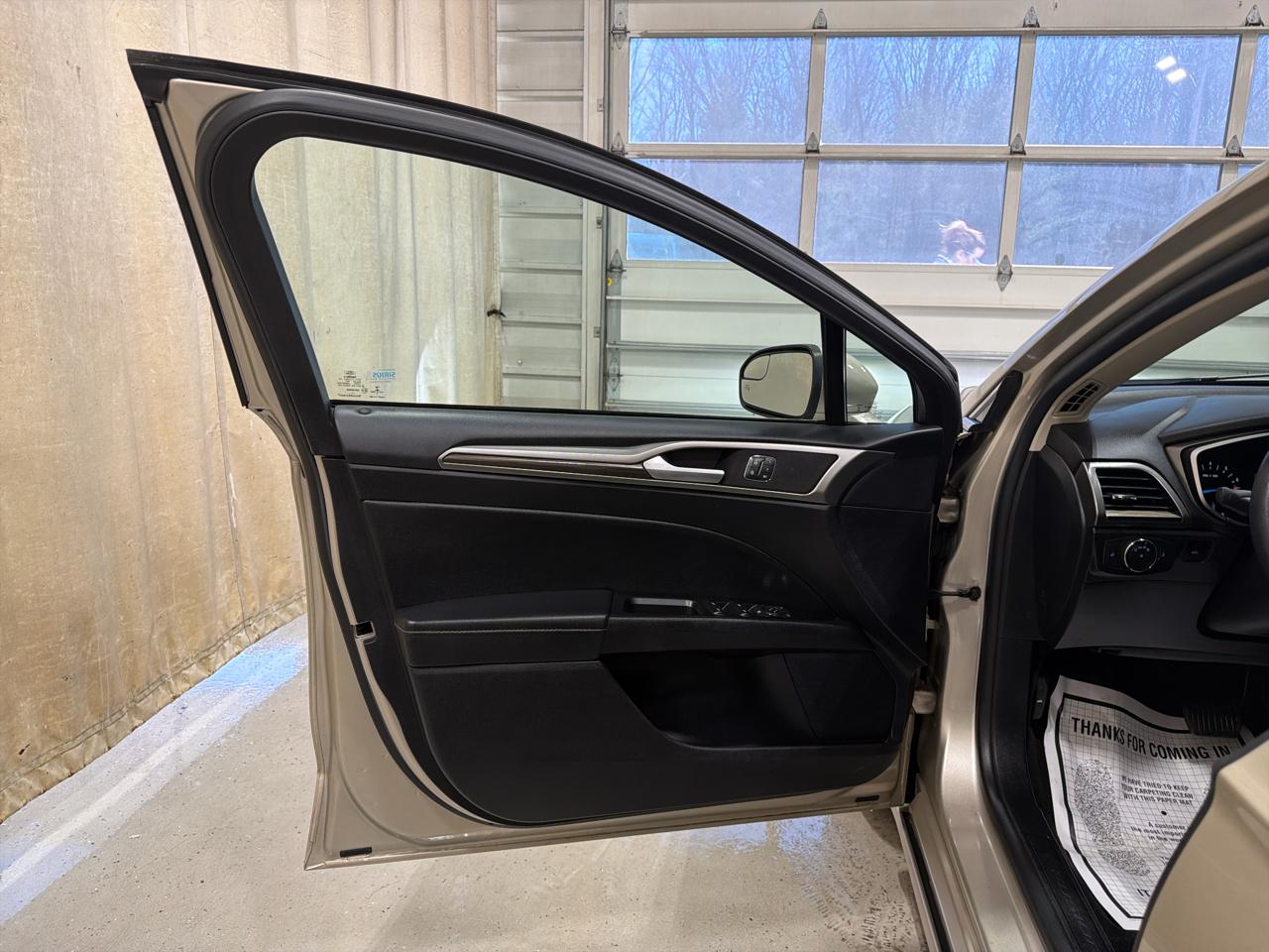 Ford Fusion SE FWD 2018