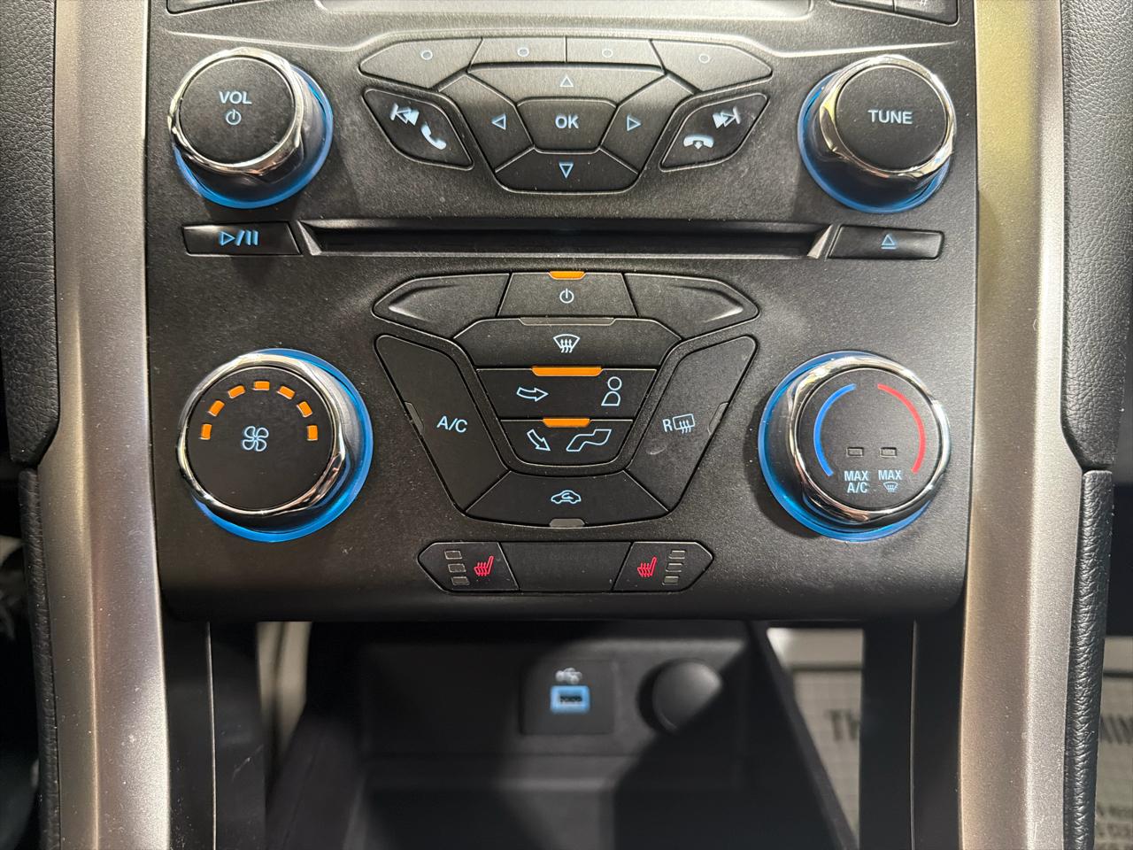 Ford Fusion SE FWD 2018