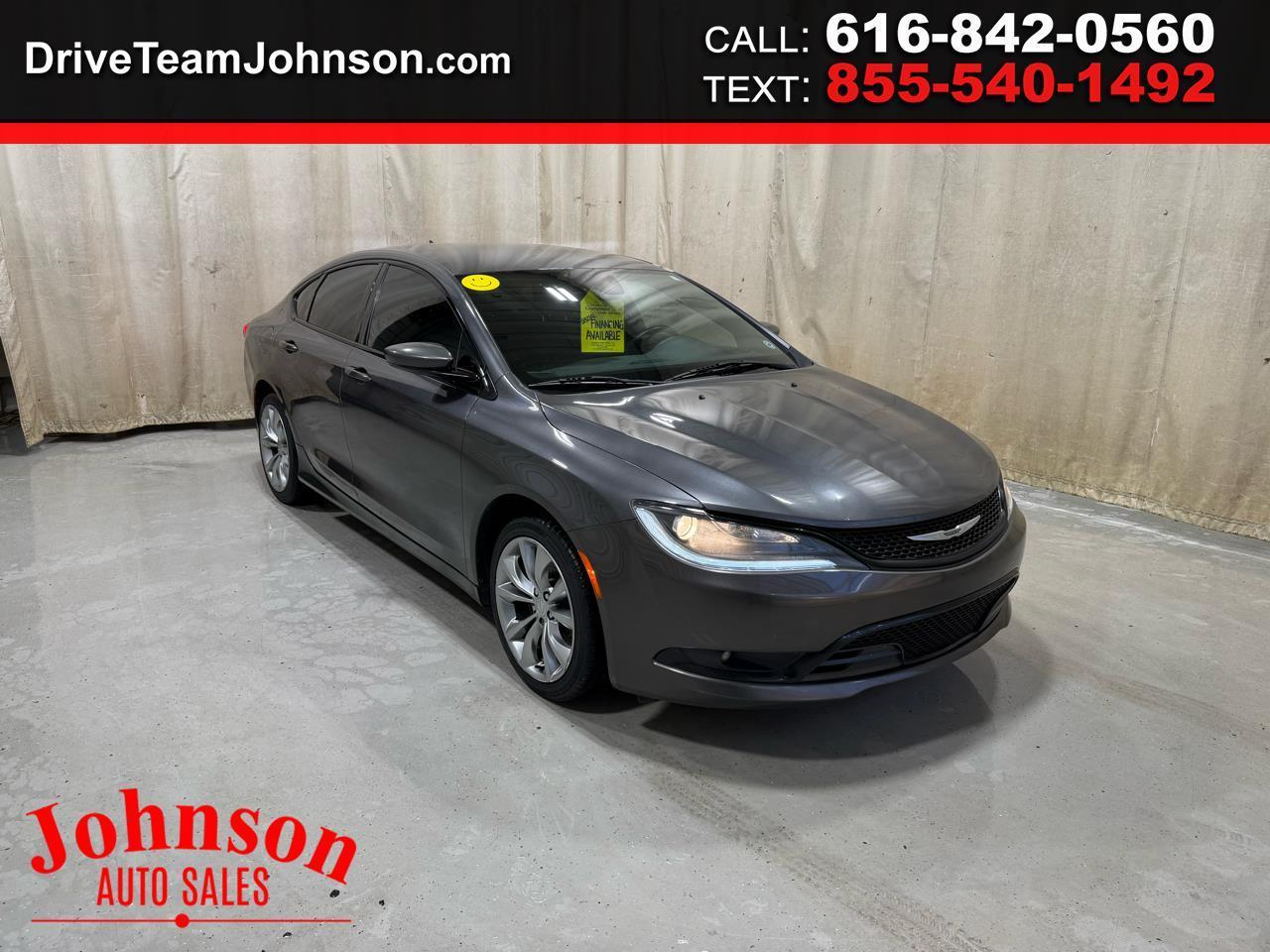 2016 Chrysler 200 4dr Sdn S AWD